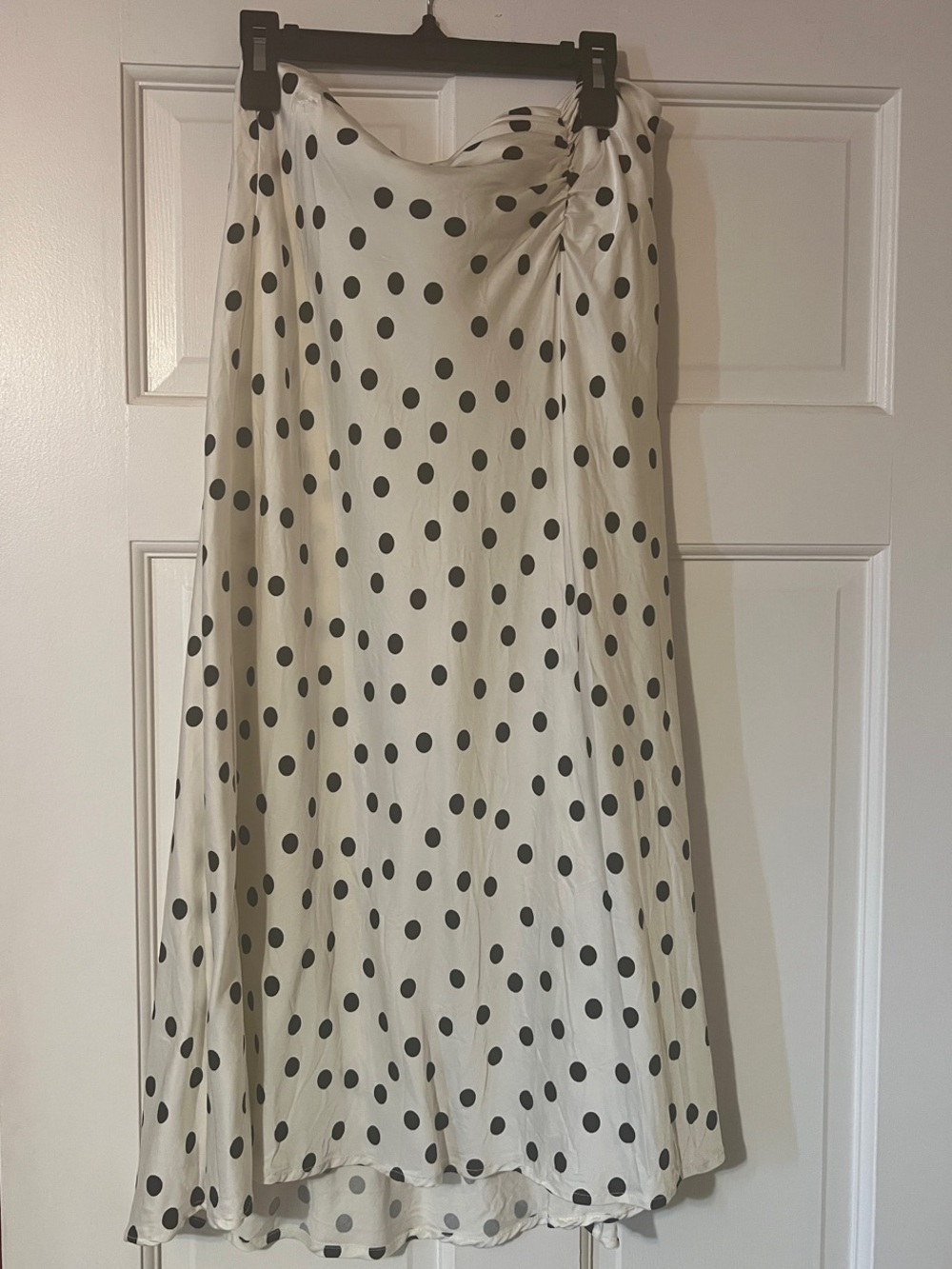 Francesca's Collections Cream A-Line Midi Skirt with Black Polka Dots